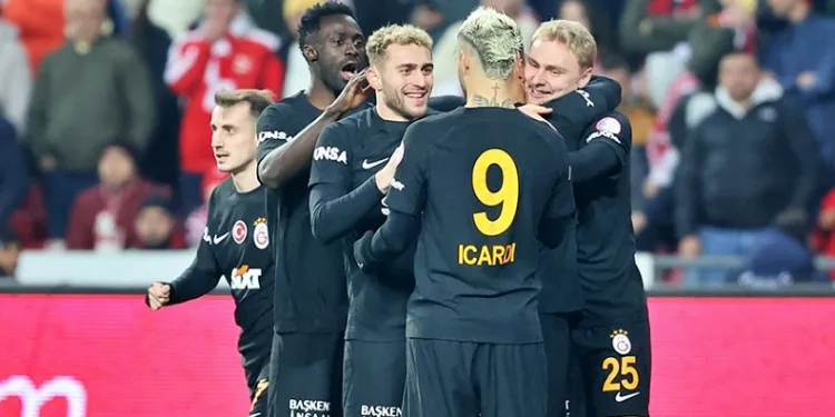 Galatasaray Samsun’dan lider dönüyor