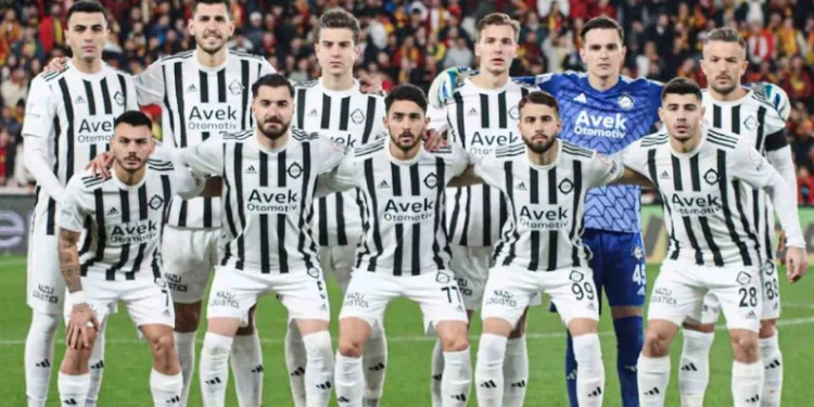 Altay, gol atmayı unuttu