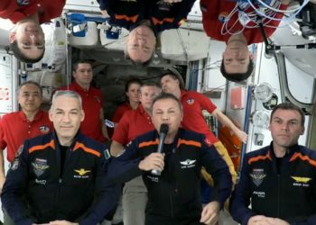 Astronot Gezeravcı’yı taşıyan Dragon kapsülü ISS’ten ayrıldı