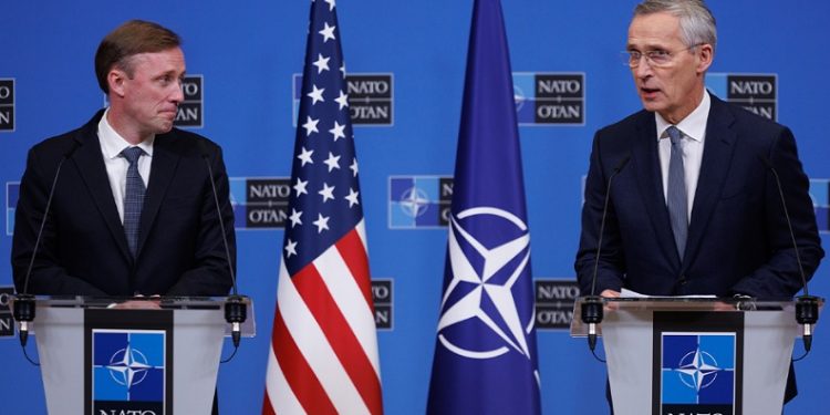 Stoltenberg’den Türkiye’ye övgü