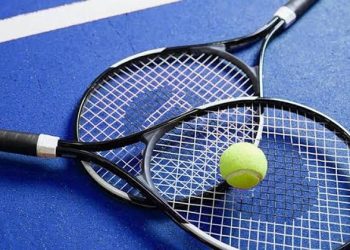 Suudiler tenise de el atıyor