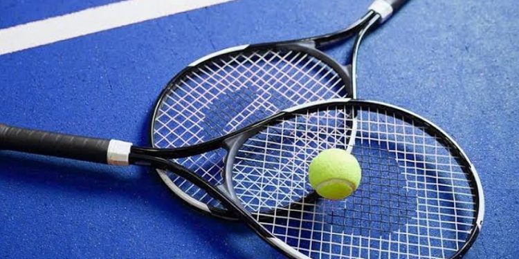 Suudiler tenise de el atıyor