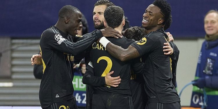 Real Madrid Diaz’la güldü