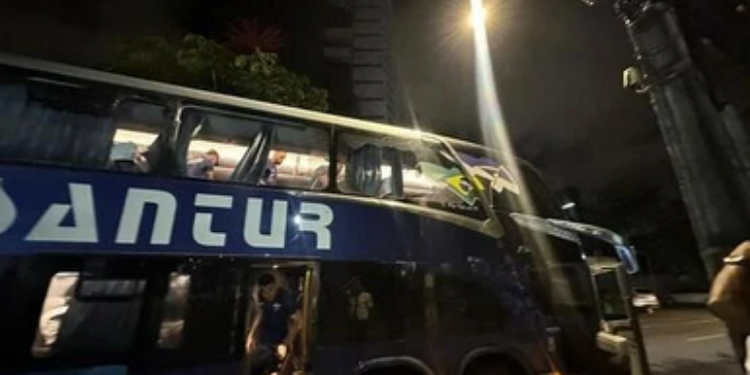 Takım otobüsüne bombalı saldırı