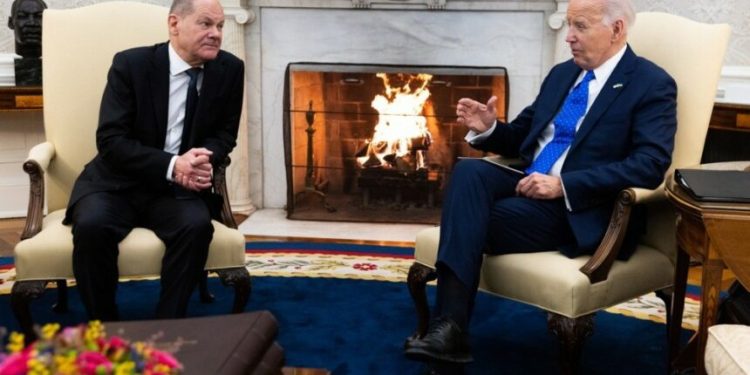 Biden ve Scholz, Ukrayna ile Orta Doğu’yu görüştü