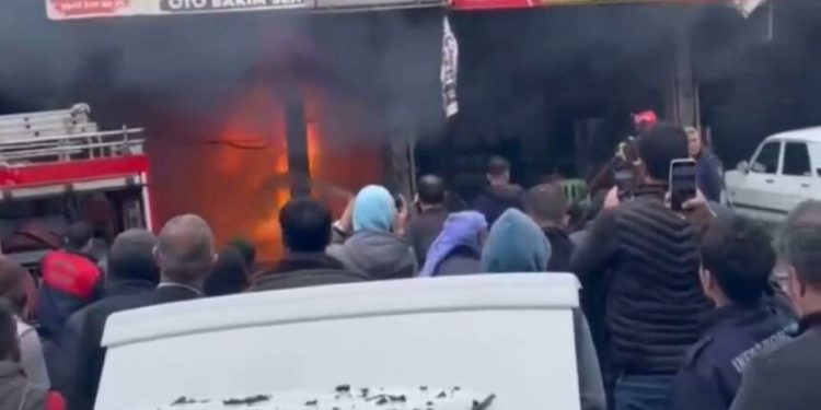 İş yerinde çıkan yangında tüp tankeri patladı