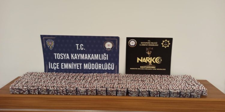 Kastamonu’da binlerce sentetik ecza hapı ele geçirildi:2 gözaltı