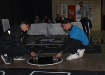 Geleceğin bilim insanları yarışmada hünerlerini sergiledi