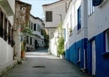 Kuşadası’nda tarihi evler turizme kazandırılacak