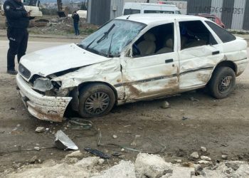 Kontrolden çıkan otomobil takla attı