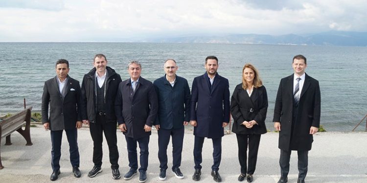 Dinçer’den digital spor merkezi müjdesi