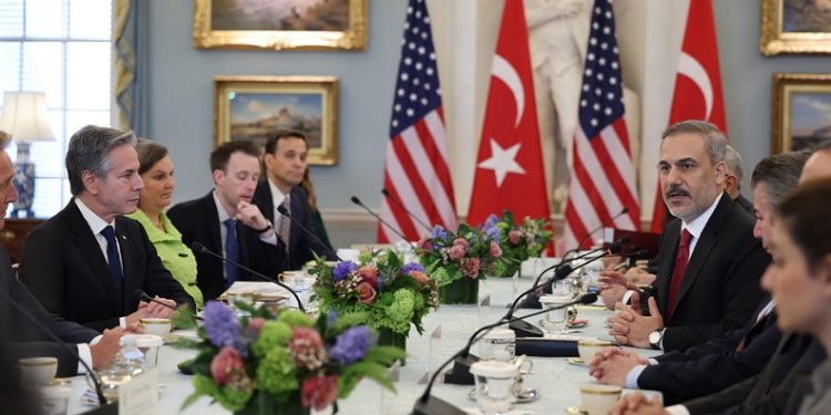 Teröre karşı iş birliği mesajı