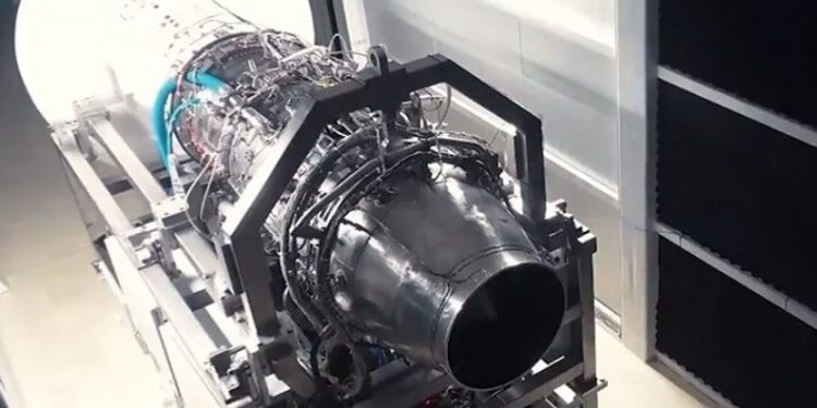 Türkiye’nin ilk milli uçağı turbofan’ın  motoru çalıştırıldı