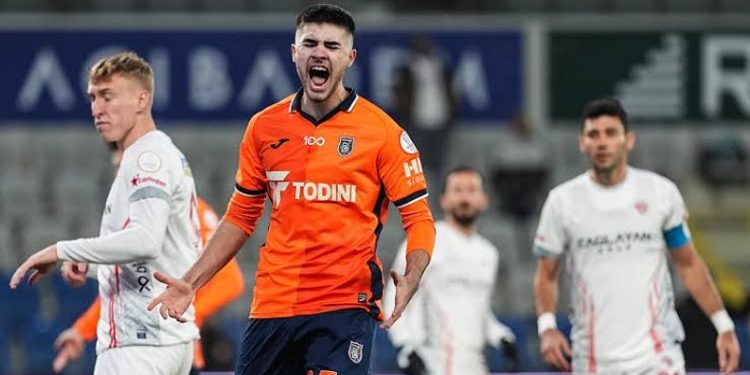 Başakşehir son dakika golüyle güldü