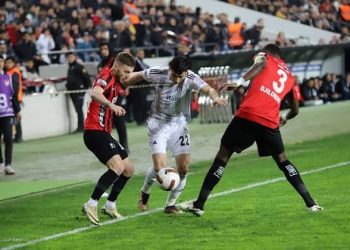 Beşiktaş Antep’te kayıp!