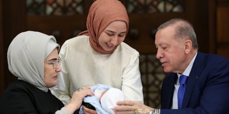 Külliye’de şehit aileleri ile iftar