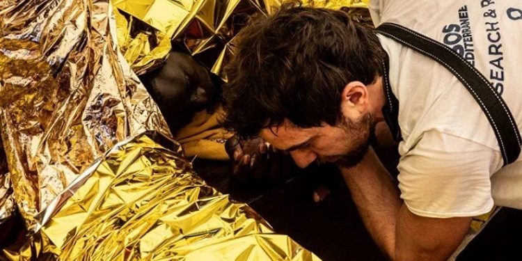 Akdeniz’deki tekne kazasında en az 60 göçmen öldü