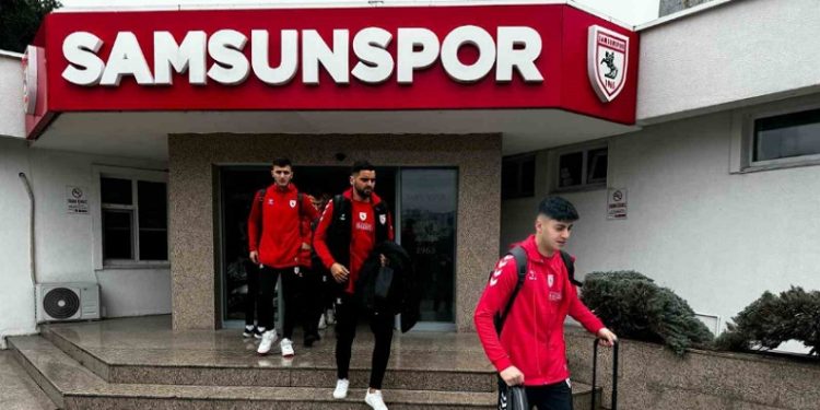 Samsunspor, Hatayspor maçı için Mersin’e gitti