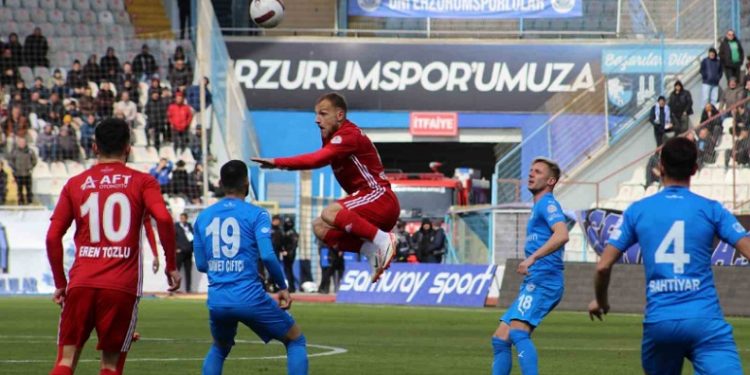 Erzurumspor FK’dan kritik galibiyet