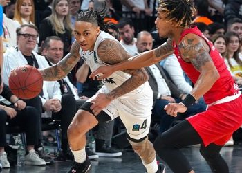 Beşiktaş Emlakjet seriyi 1-1 Yaptı