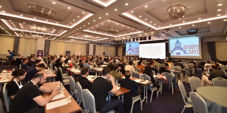 Yazılım dünyası buluştu