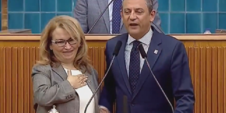 Akşener’in “gitmez” dediği isim CHP’de