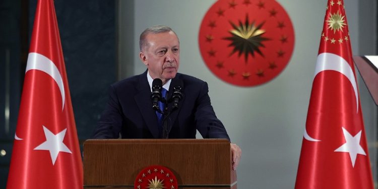 Erdoğan duyurdu, İran için 1 günlük Milli Yas ilan edildi