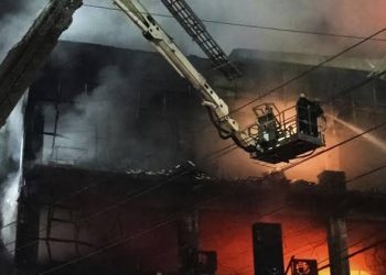 Hindistan’da eğlence merkezinde yangın: 27 ölü