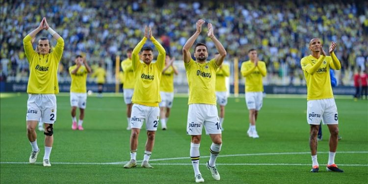 Galibiyet Fenerbahçe’ye yetmedi