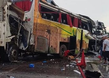 Mersin’de zincirleme kaza: Ölü ve yaralılar var