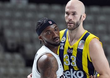 Fenerbahçe Beko Beşiktaş Emlakjet’e şans tanımadı