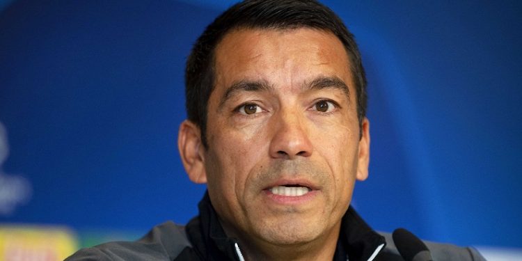 Beşiktaş’ın yeni teknik direktörü Giovanni van Bronckhorst oldu