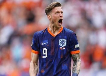 Hollanda geriden gelerek kazandı