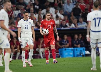 Danimarka devam dedi