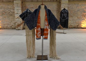 Atık tekstil malzemeleri sanata dönüştü