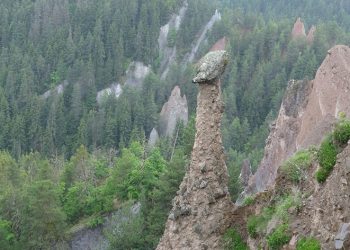 Şavşat’ın gizli hazinesi: Şavşat Peribacaları