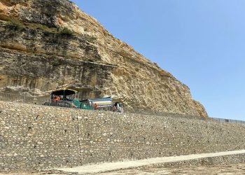 Heyelan riski olan yolda çalışma yapıldı