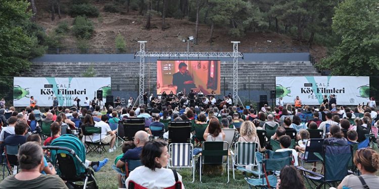 Çalı Köy Filmleri Festivali başladı