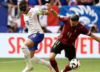 Fransa devam dedi, Belçika evine döndü