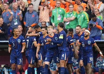 Hollanda çeyrek finale yükseldi