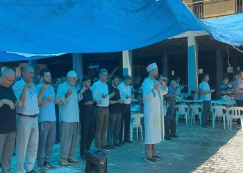 Derebucak’ta eller yağmur için semaya kaldırıldı