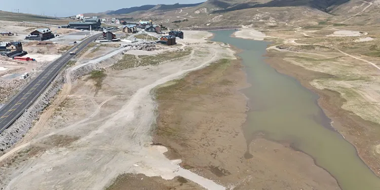 Erciyes Tekir Göleti’nde kuraklık