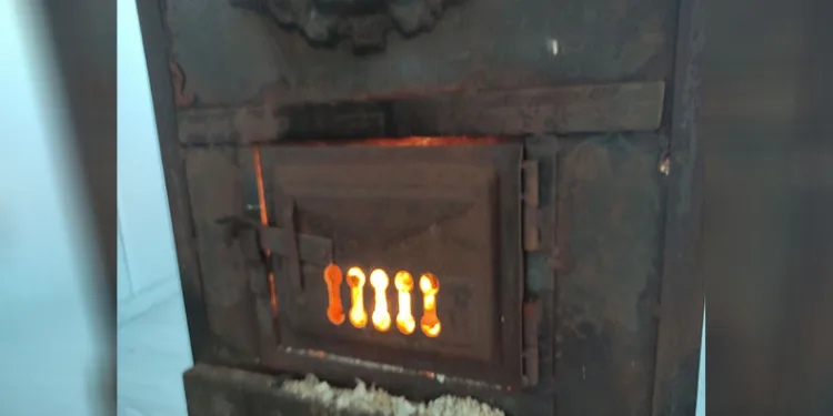 Bu köyde yaz kış soba yanıyor