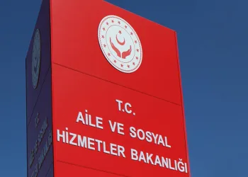 Bakanlıktan, Selin Ciğerci’nin evlat edinme iddialarına yalanlama