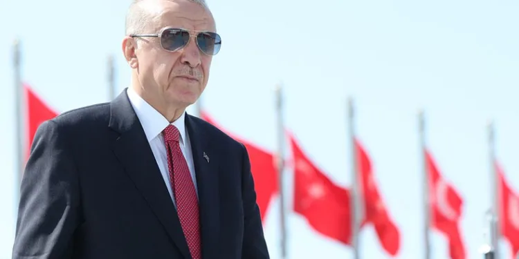 Erdoğan’dan Tuncay Özkan’a tazminat davası