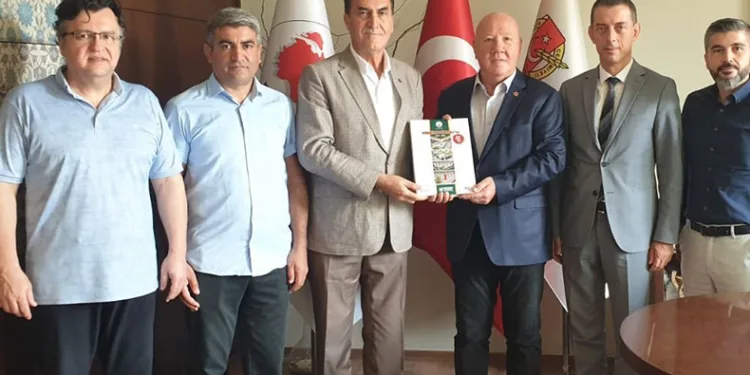 Mustafa Dündar BGC’yi ziyaret etti