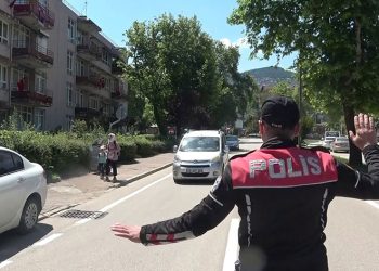 Bursa’da 17 yıl hapis cezasıyla aranan şüpheli yakalandı