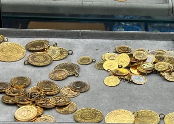 Altın rekor kırmaya devam ediyor