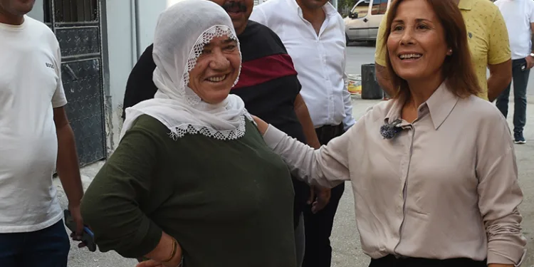 Başkan Tekin sokak sokak gezip eksiklikleri denetledi