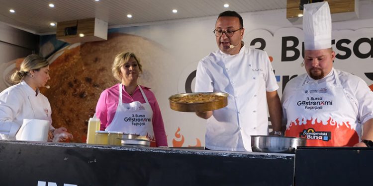 Bursa Gastronomi Tırında İnegöl lezzetleri tanıtıldı